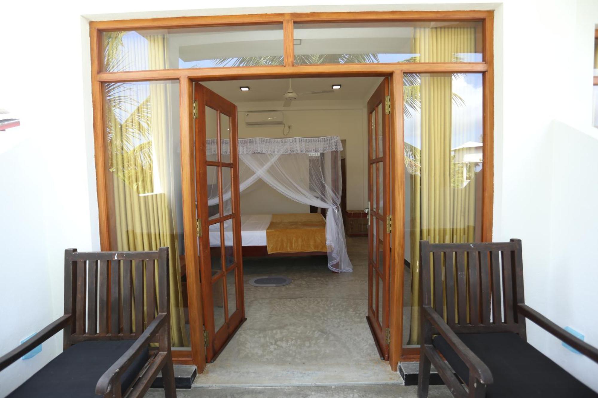Sisi'S Place Bentota Exterior photo